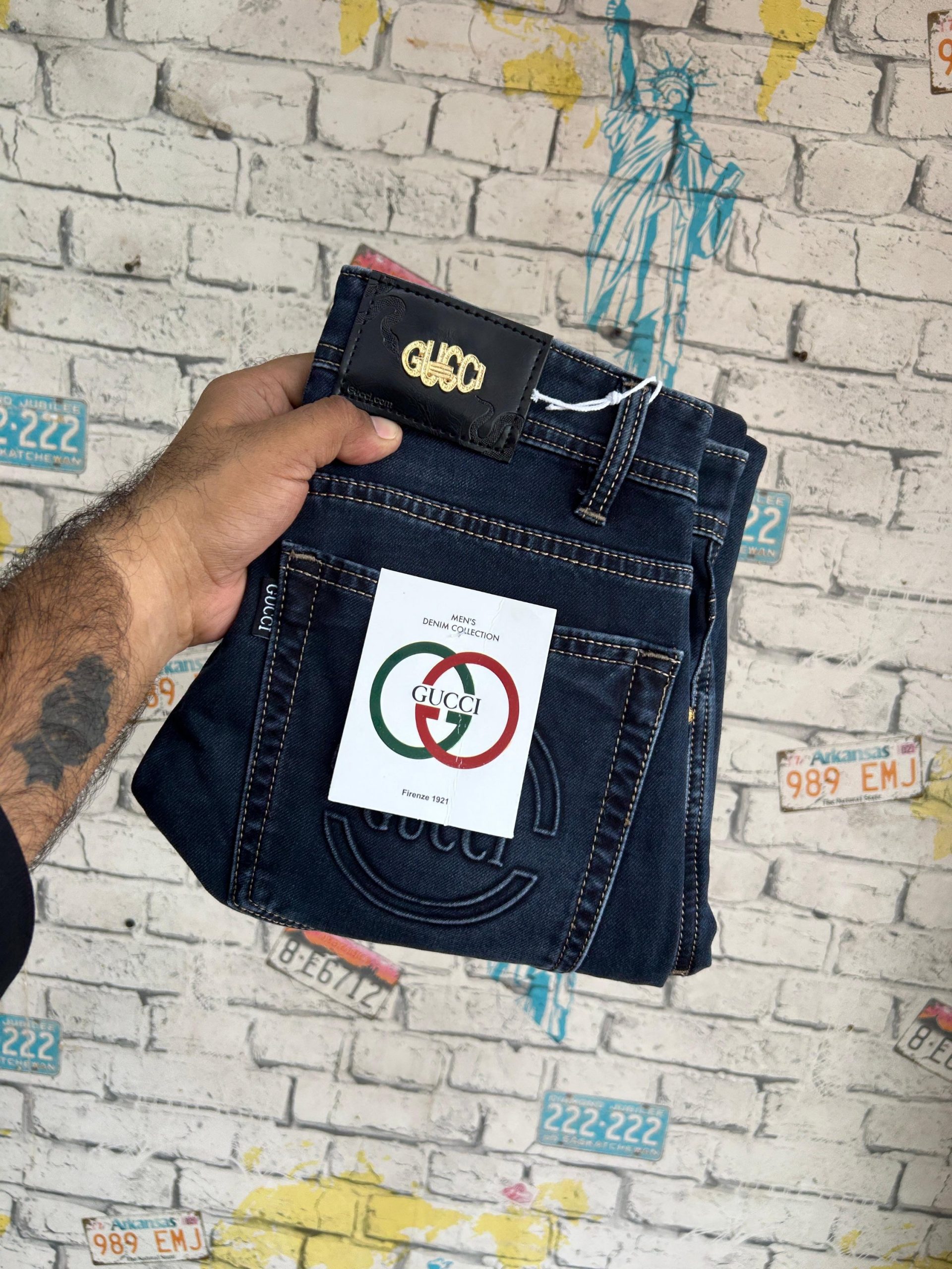 jeans
